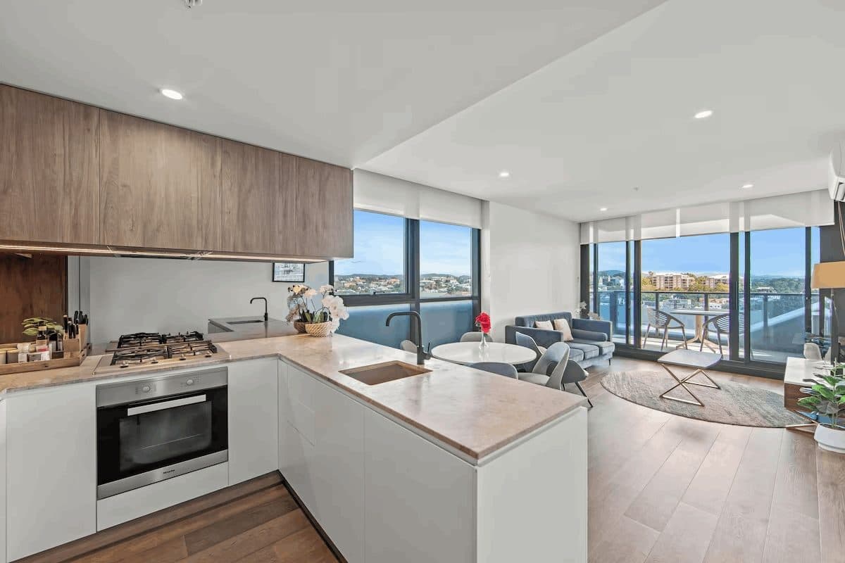 1BR Apartment acquisition example in Brisbane, Australia — After-Tax Edge™